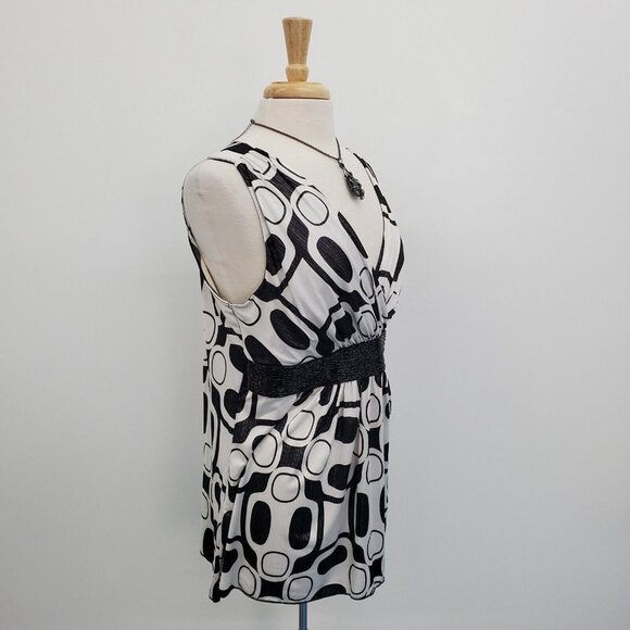 Womens Black & White Sleeveless‎ V-Neck Blouse Top Size L Beaded Waist Stretch - Picture 2 of 13